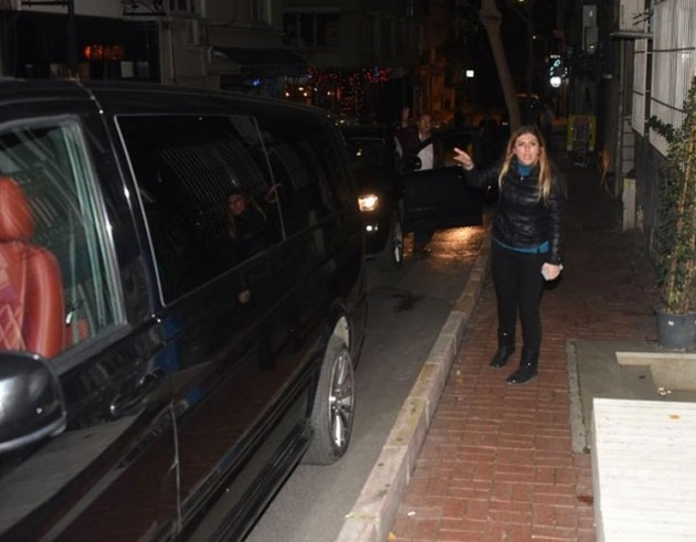 Bülent Ersoy'a şok protesto - Resim: 3