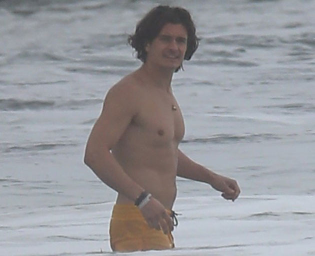 Orlando Bloom oğlu ile sahil keyfinde! - Resim: 1