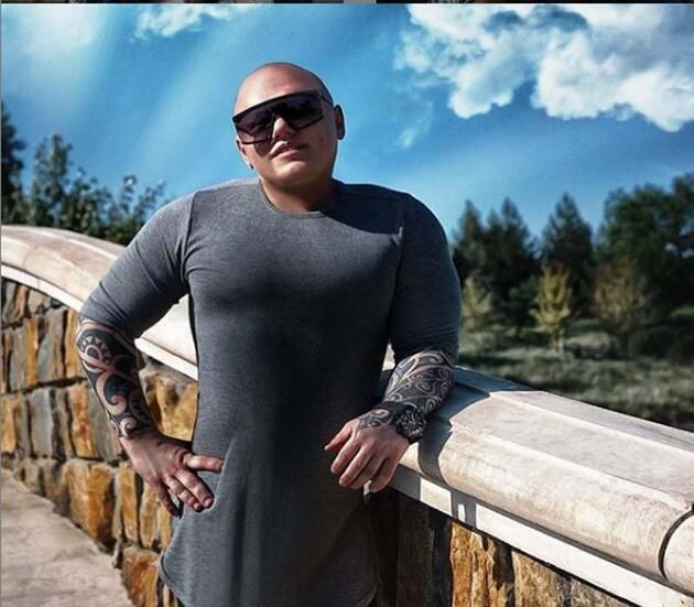 Rusya'da ilginç olay! Kadın halterciyi erkek sanıp uçağa almadılar - Resim: 4