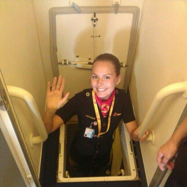 Rus hava yollarının en güzel hostesleri - Resim: 2