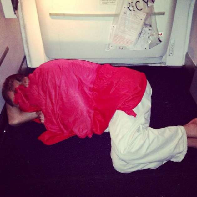 Uçak yolculuğunda rezil eden görüntüler - Resim: 3