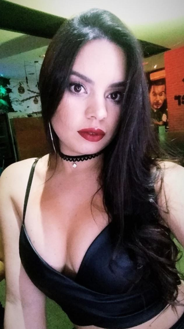 Havuza atlayınca bikinisi düşen genç kızın sonu korkunç şekilde bitti - Resim: 1