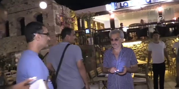 Elinde tesbih onlarca korumasıyla Bodrum'da gezdi kimse tanımadı - Resim: 2