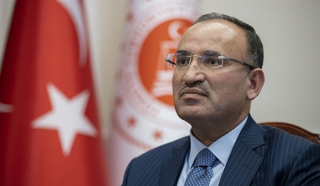 Türk siyasetçilerin tuttuğu takımlar belli oldu! Bakın kim hangi takımlı çıktı - Resim: 23