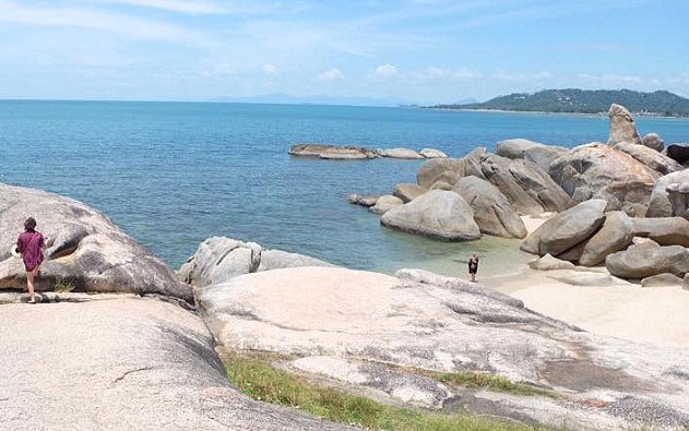 Tüm ülke kin kusuyor kadın çırılçıplak soyundu plaja doğru gitti... - Resim: 1