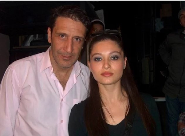 Hamile kalınca evlenmek zorunda kalan ünlüler - Resim: 4