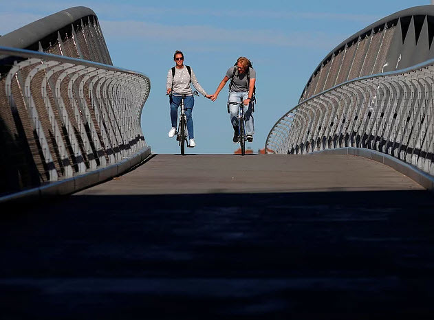 Farklı ülkelerde insanlar nasıl yolculuk yapıyor? - Resim: 1