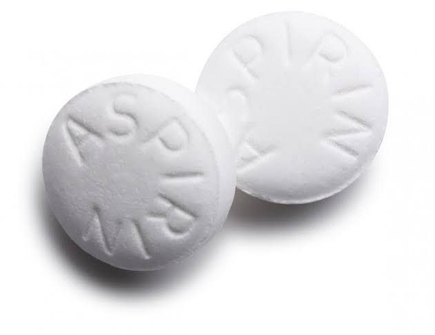 Kırışıklıkları yok eden aspirin ile limon karışımı - Resim: 3