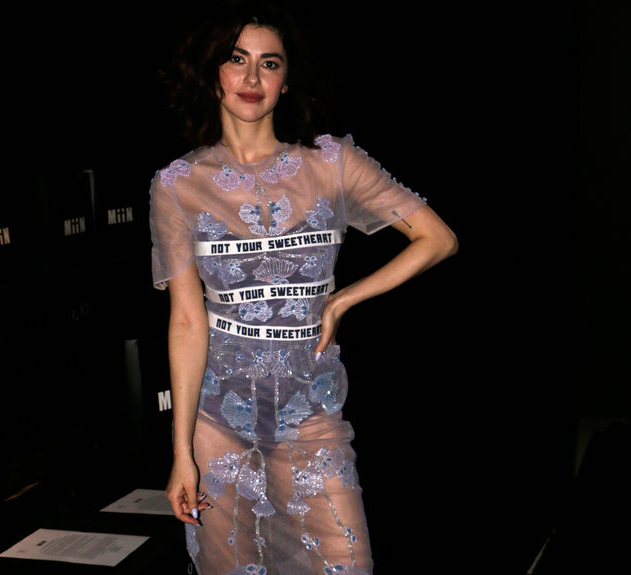 Nesrin Cavadzade iç gösteren kıyafetini paylaştı sosyal medyada tepki çekti - Resim: 4