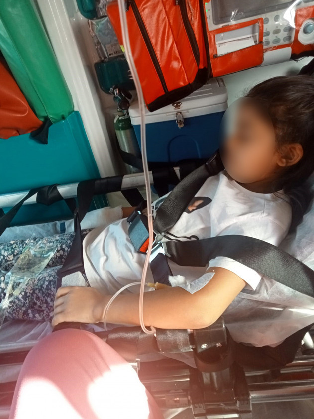 Görünmez kaza! Küçük Zeynep'in okul sırası parmağını kopardı - Resim: 0