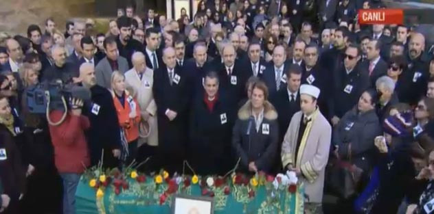 Birand'a mesai arkadaşları böyle veda etti - Resim: 4