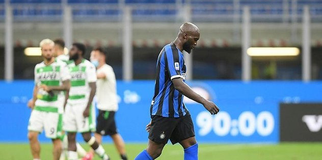 İtalya'da tarihi maç Inter'e şampiyonluk yarası - Resim: 0