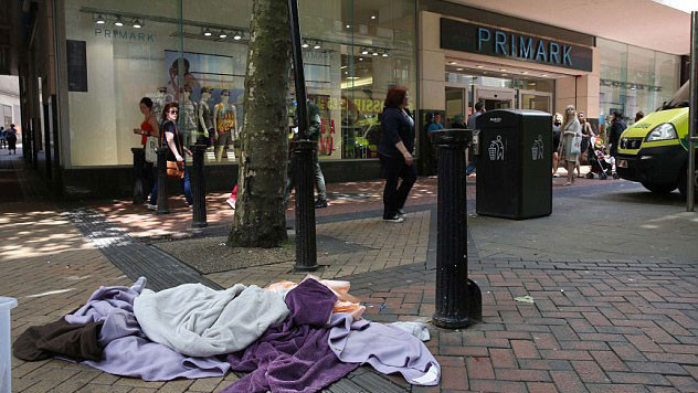 Sokak ortasında doğum - Resim: 2