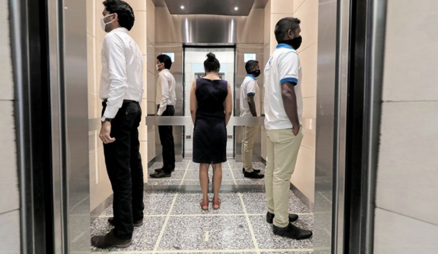 Sosyal mesafe 2 metrenin altına düşerse Koronavirüs riski iki katına çıkar - Resim: 0