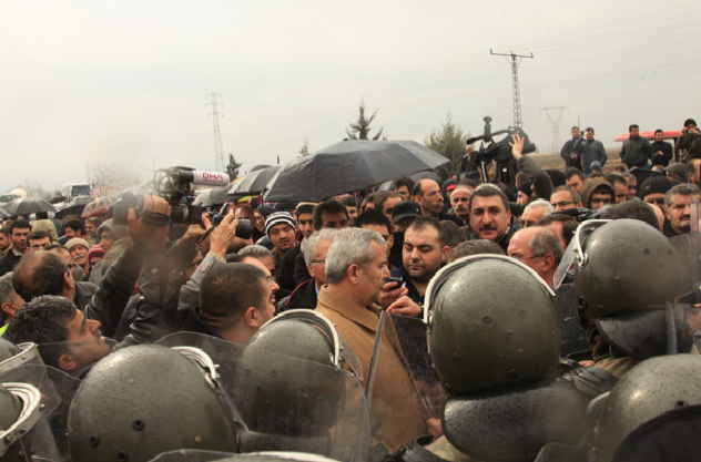 Maraş'ın yıldönümünde gerilim - Resim: 3