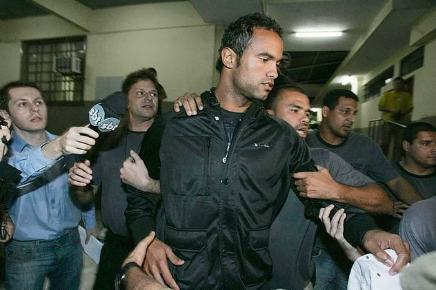 Sevgilisini öldürüp köpeklere yedirdi! - Resim: 4