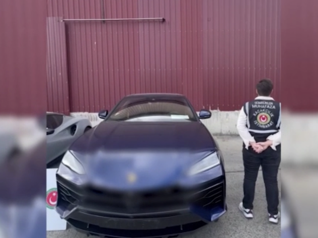 Bakanlık duyurdu! 10 lüks araca el konuldu piyasa değerleri dudak uçuklattı - Resim: 0