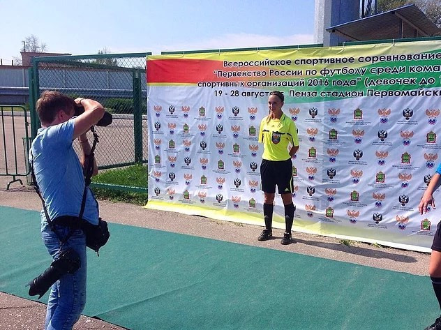 Dünyanın en güzel orta hakemi! - Resim: 4