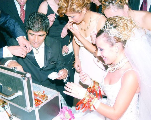 İbrahim Erkal'in albümündeki eşi Filiz ve çocuklarıyla çok özel... - Resim: 2