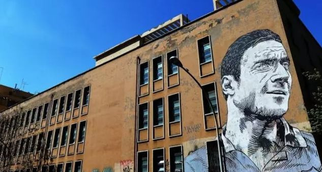 Takımlarıyla efsaneleşen futbolcular! Yıllarca aynı kulübe hizmet ettiler... - Resim: 2