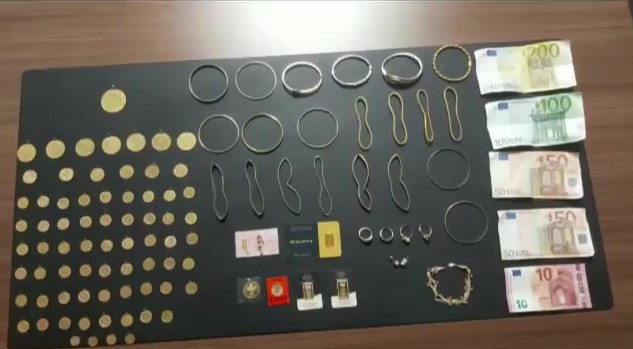 54 çeyrek altın, bilezikler ve dahası! Maltepe'de bakıcı çalıştığı evden hırsızlık yaptı - Resim: 2