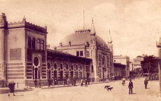 Yıkılan camilerin yerine yapılanlar! - Resim: 3