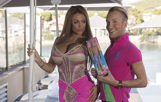 Böyle takıntı mı olur binlerce estetik operasyon geçirdiler ama... - Resim: 2