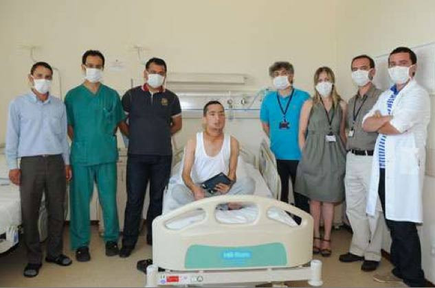 İşte 2. tam yüz nakli yapılan genç  - Resim: 4