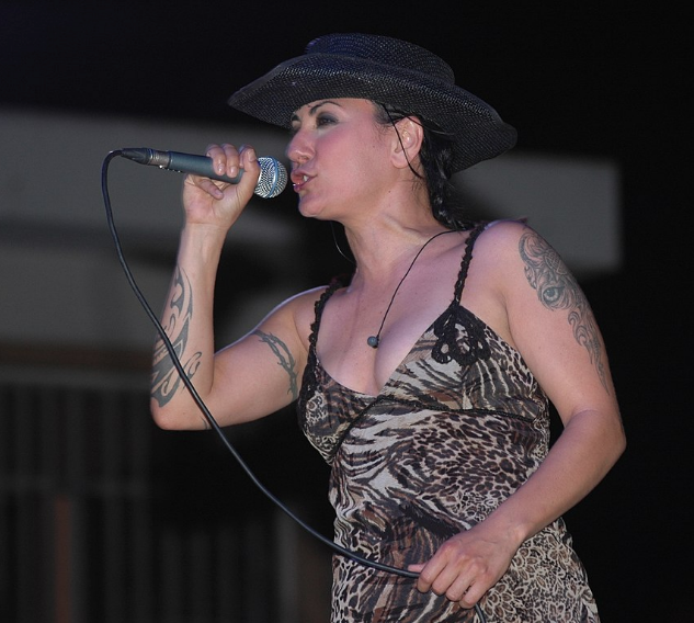 Özlem Tekin müziği bıraktı! Yeni mesleği şaşırtacak - Resim: 3