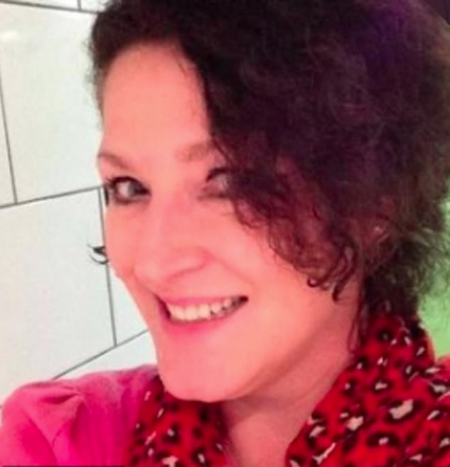 Ünlü oyuncunun çıkardığı 'Vajina kokulu mum' bomba gibi patladı! - Resim: 2