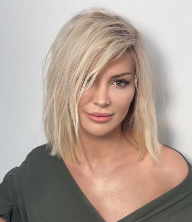 Songül Karlı'dan yeni bikinili pozlar 'Oğlum 'Hep bir yerlerin konuşuluyor anne' diyor' - Resim: 1