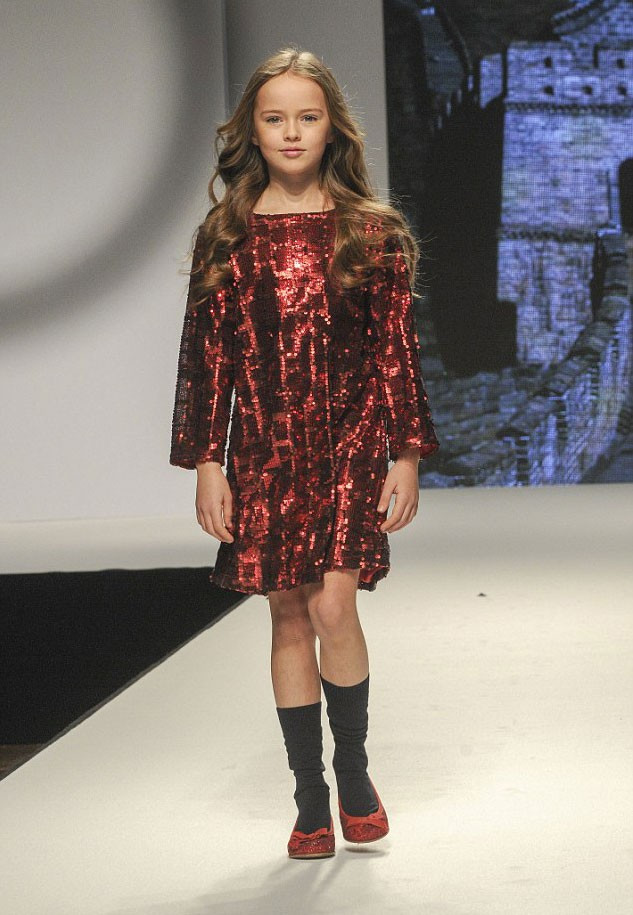 Dünyanın en güzel kızı büyüdü - Resim: 2