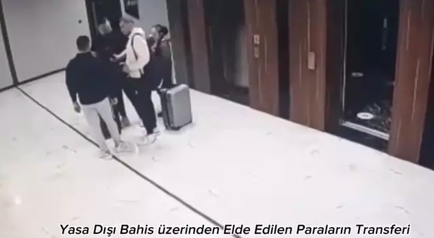 Yasa dışı bahis operasyonunda 52 gözaltı, 2’si futbolcu… Valizlerle para transferi - Resim: 0