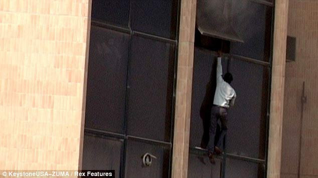 Pakistanlı gencin dramı - Resim: 3