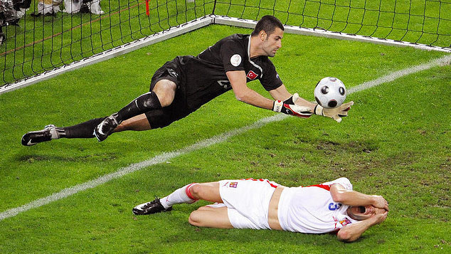 En pahalı 11'de 6 Fenerbahçeli - Resim: 2