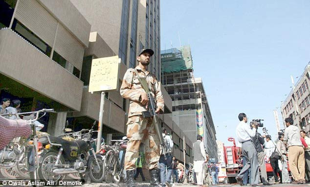 Pakistanlı gencin dramı - Resim: 4