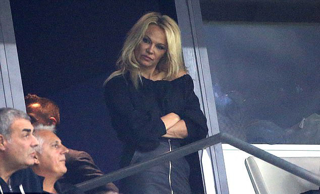 'Bir erkek bana yetmez' demişti! Pamela'dan sevgilisine yakın markaj - Resim: 4