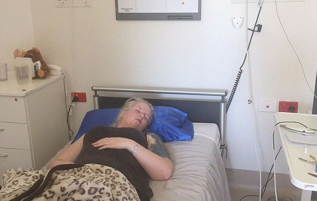 Diş fırçalarken yüz felci geçirdi! - Resim: 3