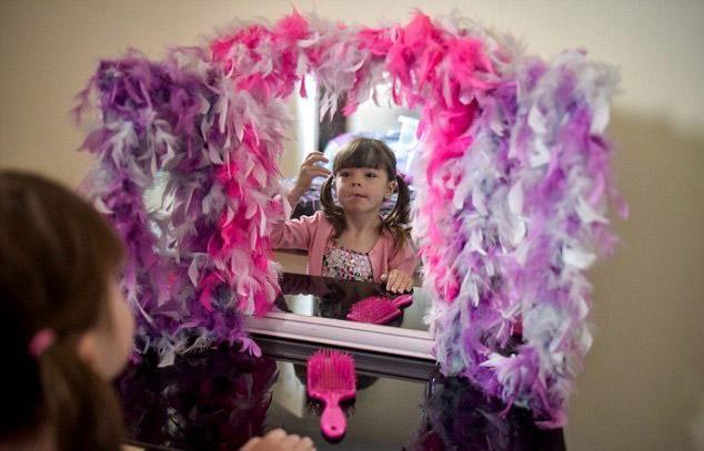 3 yaşında cinsiyet değiştirmek istedi! - Resim: 3