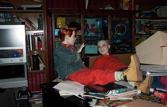 Michael Jackson şoku bitmiyor! Evinden cansız çocuk... - Resim: 2