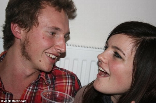 Kafatası 30 parçaya bölündü - Resim: 2