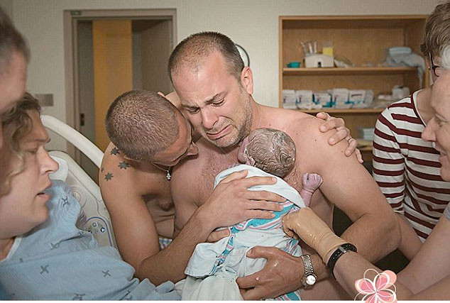 Eşcinsel çiftin doğum heyecanı - Resim: 4