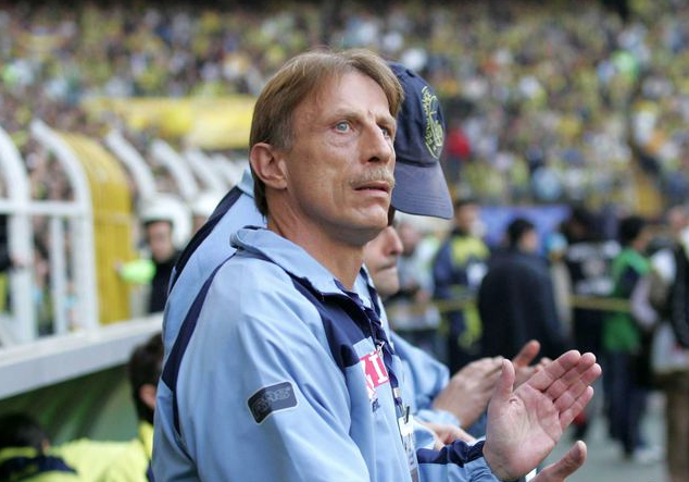 Ali Koç teknik direktörlük için aradığını buldu mu? Zico ve Alex... - Resim: 4