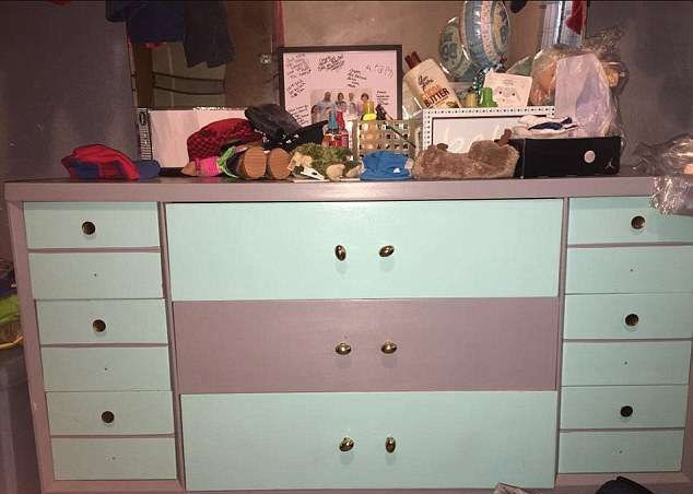 Sizce bu dolap ne renk dikkatli bakın! - Resim: 2