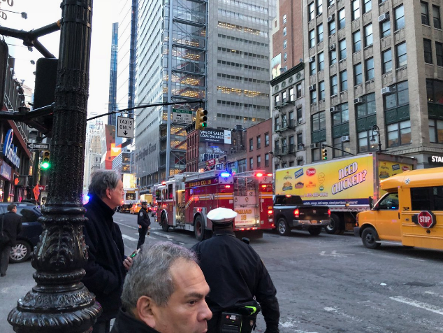 New York'ta son dakika patlama olay yerinden ilk görüntüler - Resim: 2