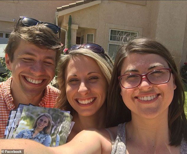 Kadın ve erkek danışmanıyla cinsel ilişkisi çıktı! ABD'yi sarsan çıplak vekil istifa etti - Resim: 4