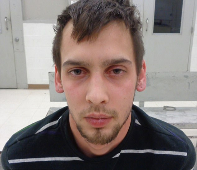 Sevgilisiyle oğlunu yalnız bıraktı eve döndüğünde oğlu yatağında bu haldeydi - Resim: 3