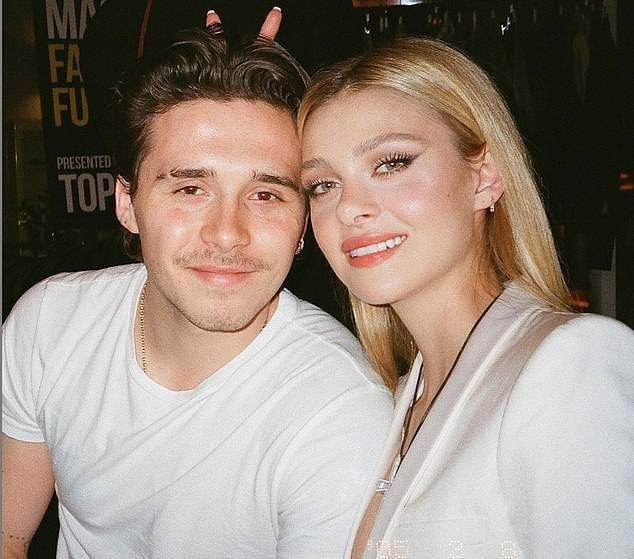 Beckham'ın oğlu evlilik yıldönümünde karısının yarı çıplak fotoğrafını paylaştı! - Resim: 4