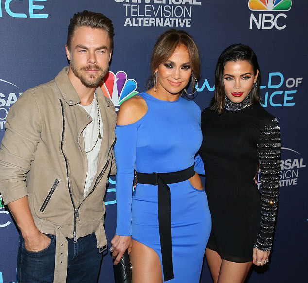 Jennifer'den cesur kıyafet! Bakan bir daha baktı - Resim: 4