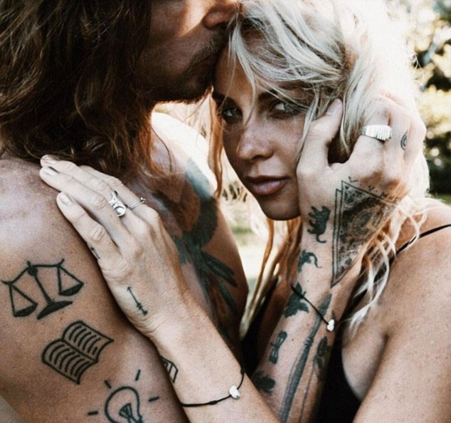 İnternet fenomeni çift ayrıldı; sosyal medya sallandı! - Resim: 4